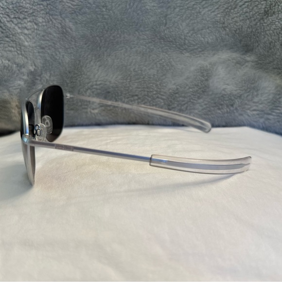 Randolph Sunglasses - Picture 4 of 5